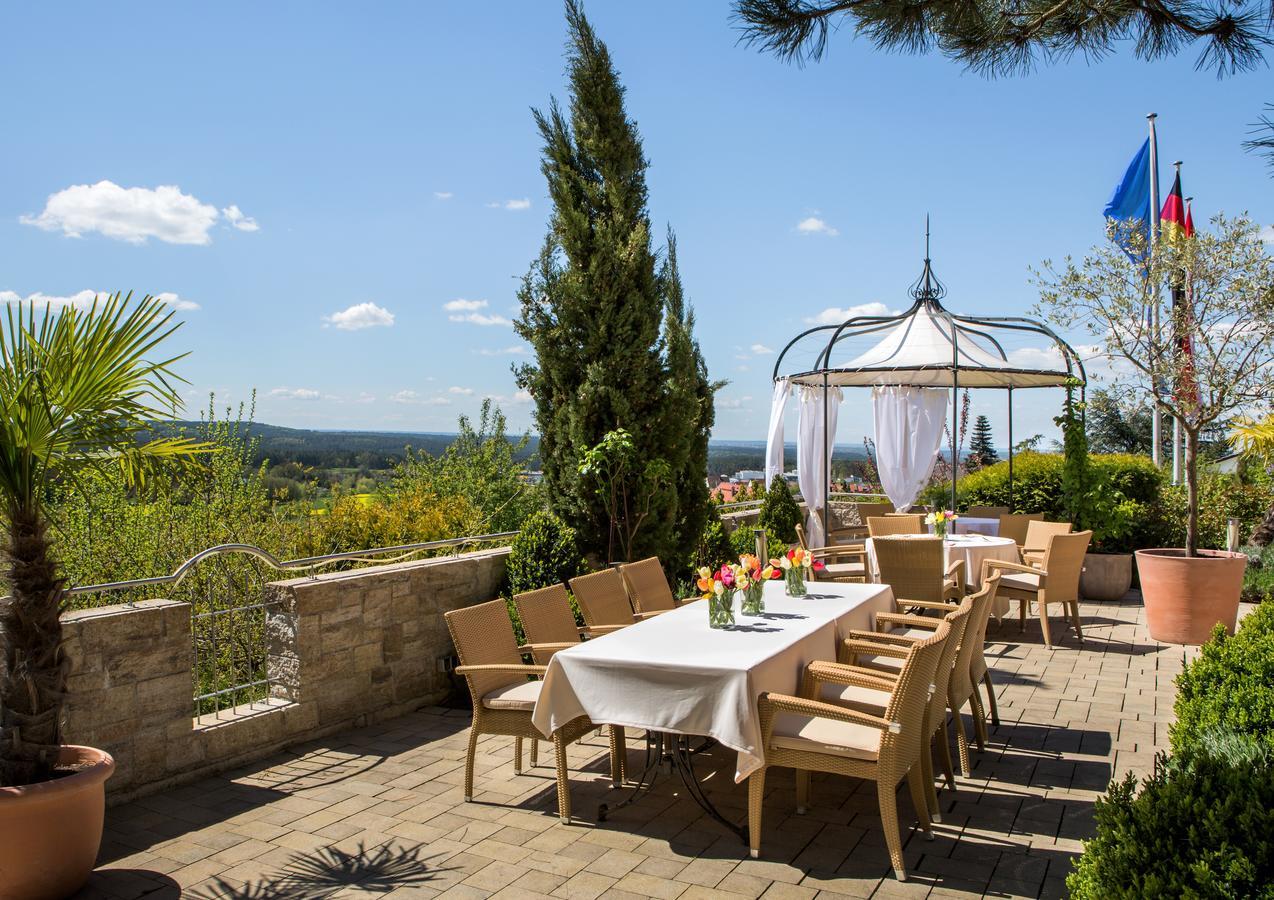 Hotel-Restaurant Distlerhof Leinburg エクステリア 写真
