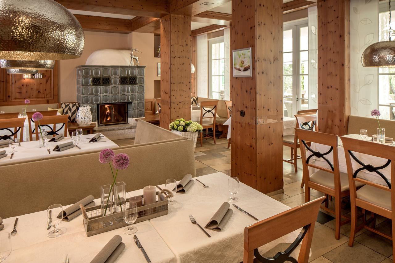 Hotel-Restaurant Distlerhof Leinburg エクステリア 写真
