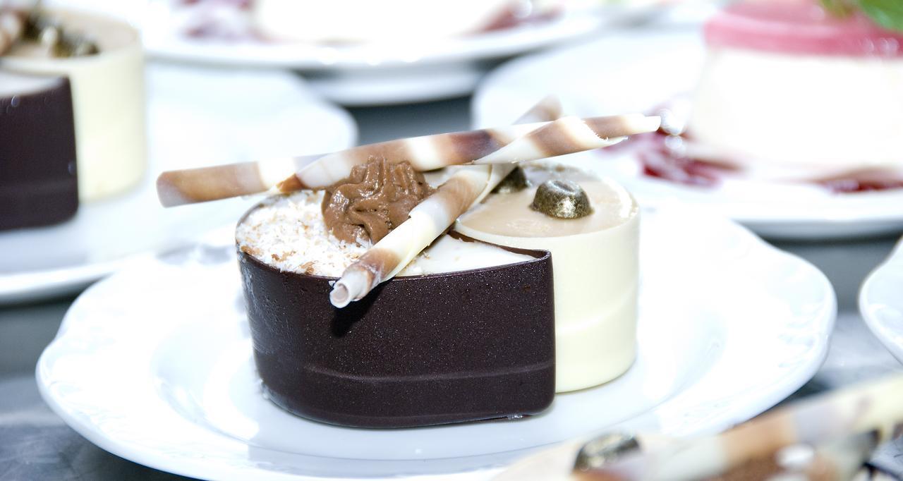 Hotel-Restaurant Distlerhof Leinburg エクステリア 写真