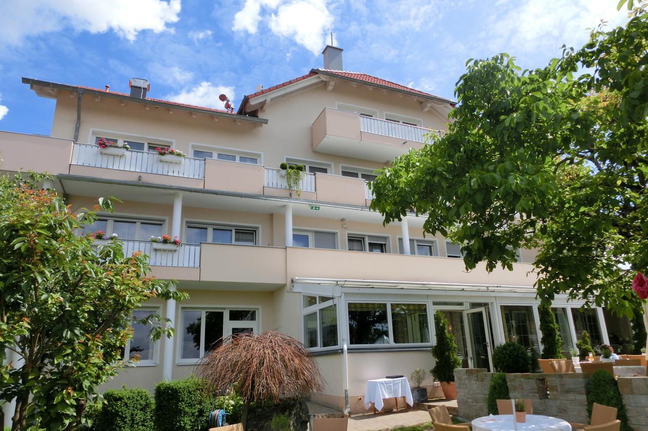 Hotel-Restaurant Distlerhof Leinburg エクステリア 写真